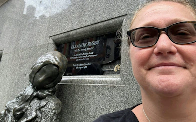 Eleanor Rigby statue in Liverpool, part of the Rock 'n' Roll Legends self-guided city exploration game.