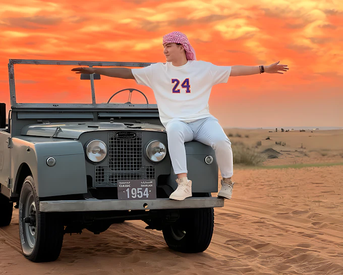 Dubai Hot Air Balloon Experience with Private Round-Trip Transfers & Vintage Land Rover Desert Drive
