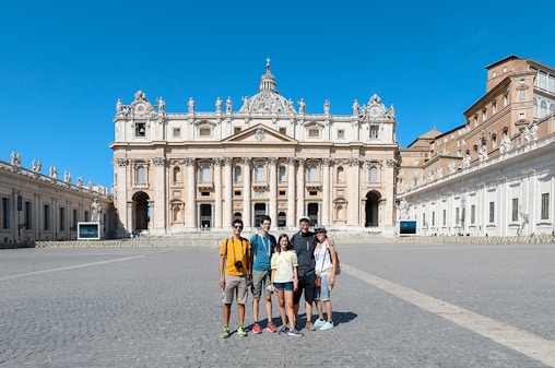 Tour guidato della Basilica di San Pietro, della piazza e delle tombe papali