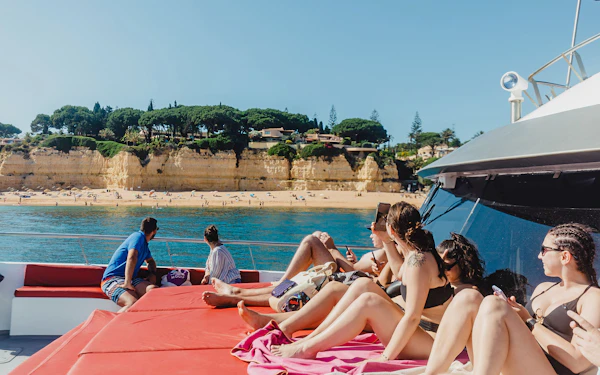 From Portimão: Benagil Cave and Coastline Catamaran Cruise with Brunch Option