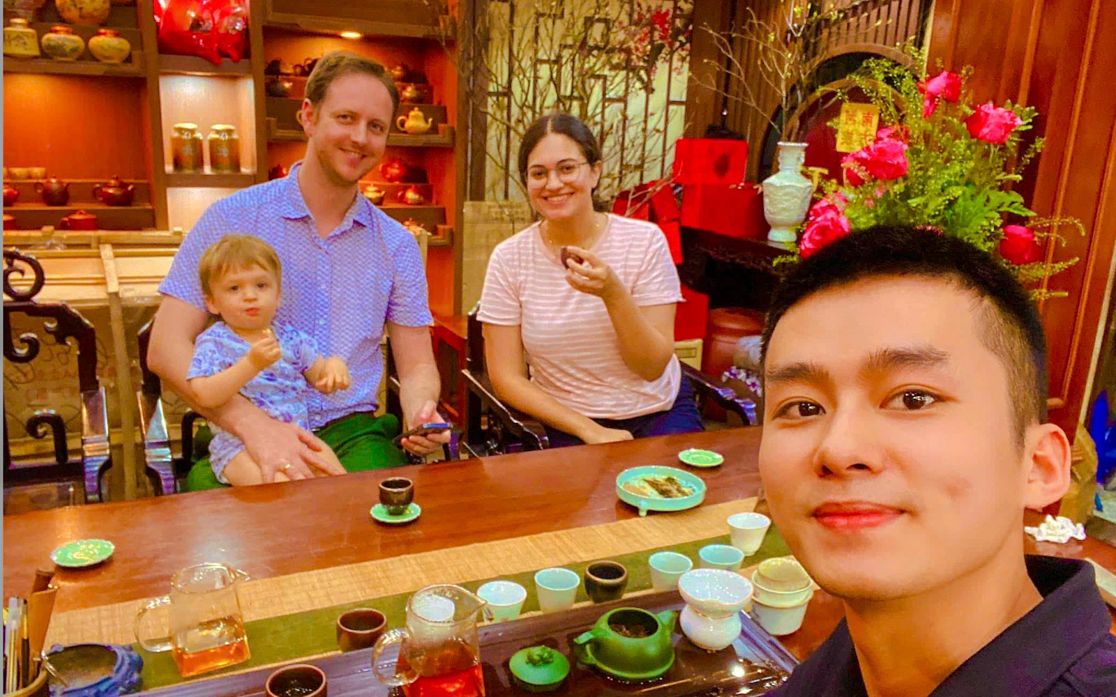 Hanoi: Vietnamese Tea Tasting & Brewing Class with Train Street Viewing Image 3