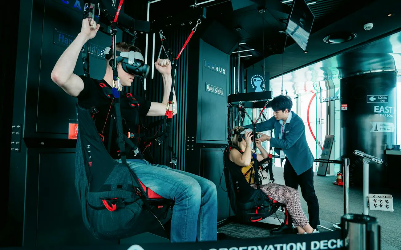 Visitors experiencing virtual reality gliding at Lotte Hanoi Sky Chill 3.