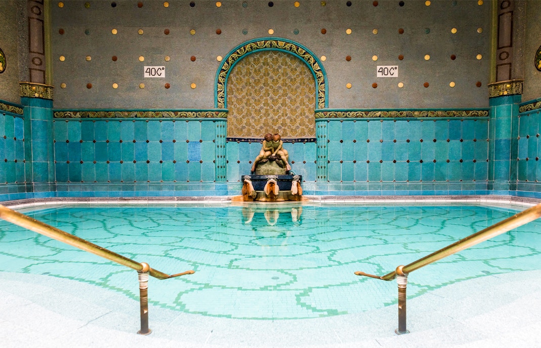 What is the best time to visit Gellert Baths?