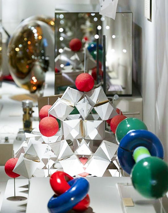 Geometric models and molecular structures on display at the Nobel Prize Museum.