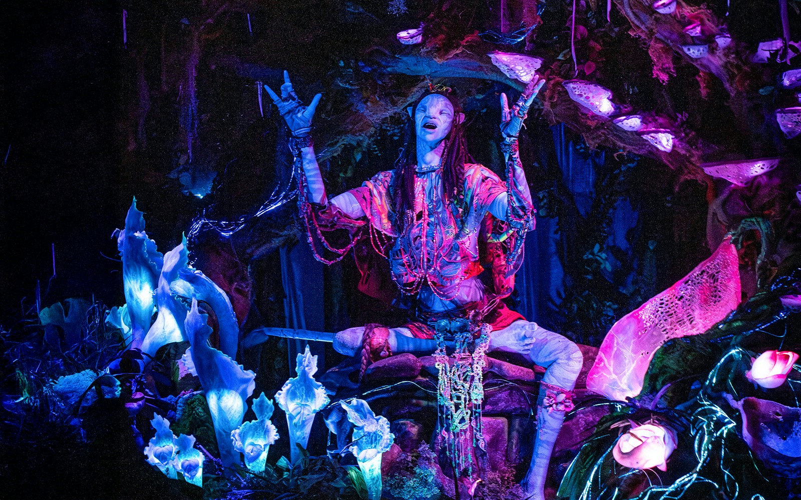 Na’vi Shaman animatronic on Na’vi River Journey ride, Pandora, Disney's Animal Kingdom, Orlando.