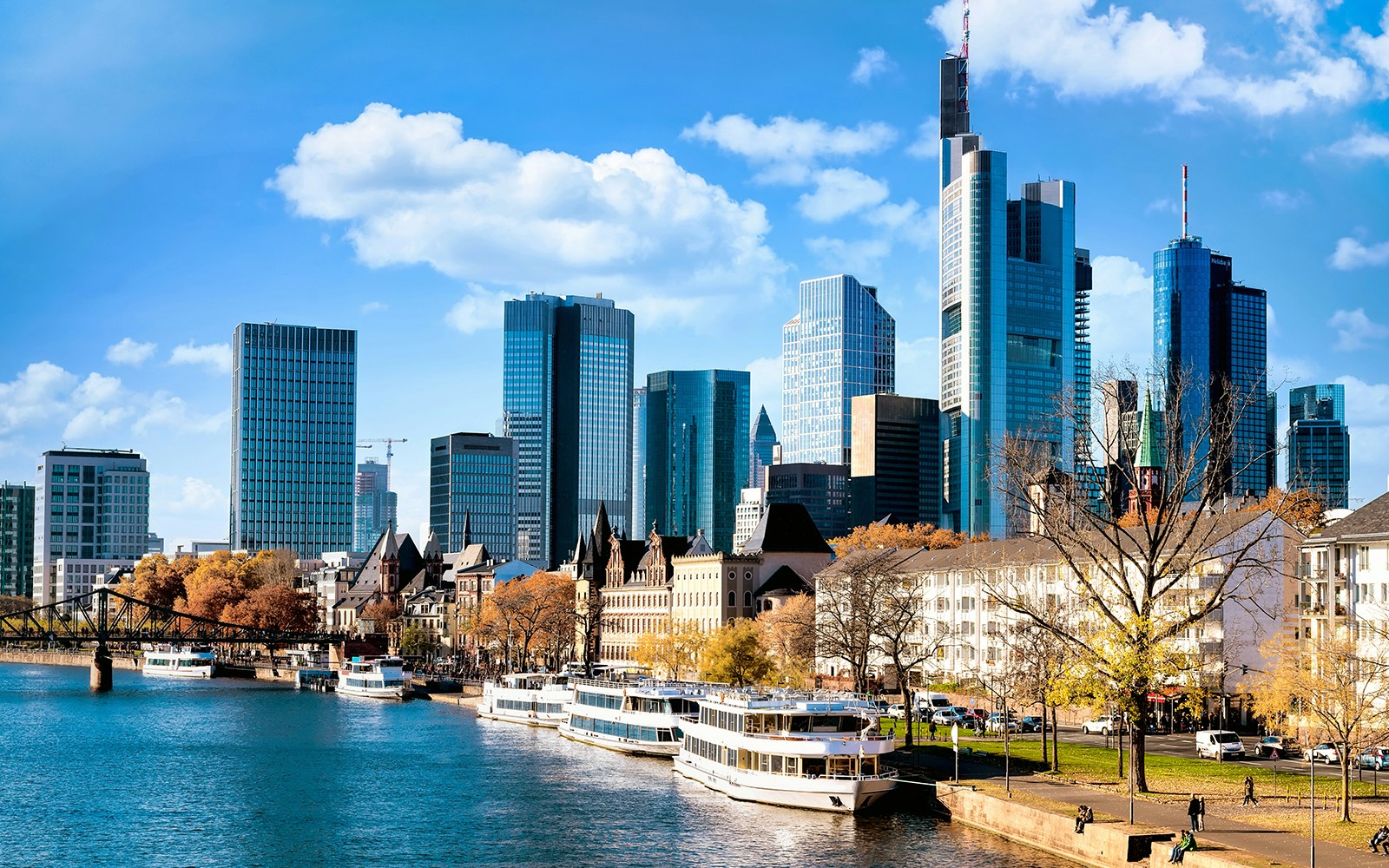 Stunning skyline views from the Main River