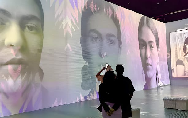 frida kahlo: wciągająca biografia-2