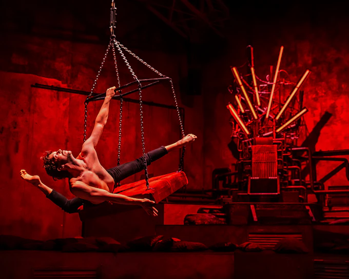 Budapest: Recirquel Walk My World Immersive Show Tickets