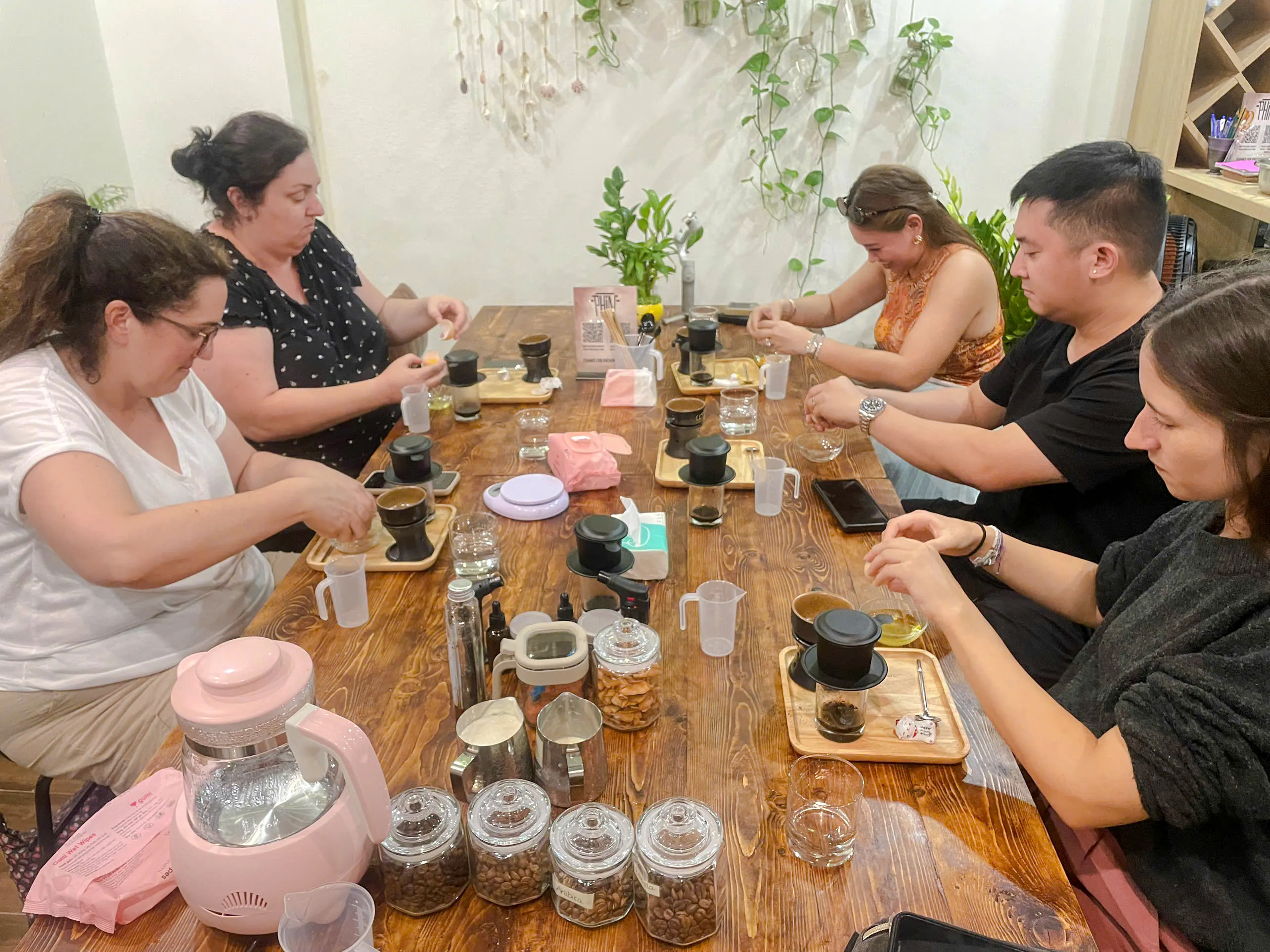 Da Nang: Vietnamese Coffee Making Class & Michelin Dinner