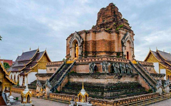 tuk-tuk-tur i chiang mai om kvelden: templer og nattmarked med smaksprøver av gatemat-18