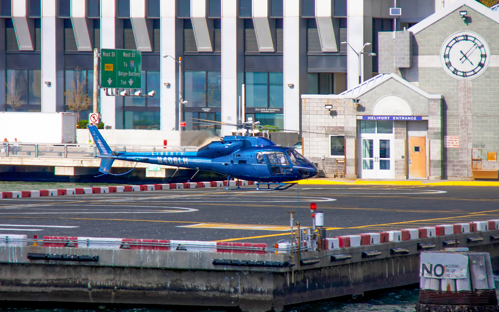 Downtown Manhattan heliport getting there