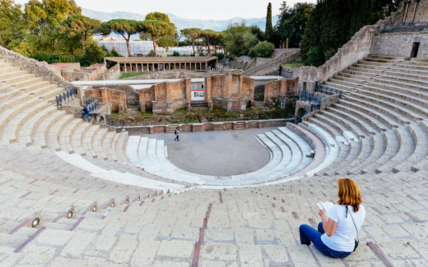 From Naples: Pompeii, Sorrento & Positano Guided Day Trip