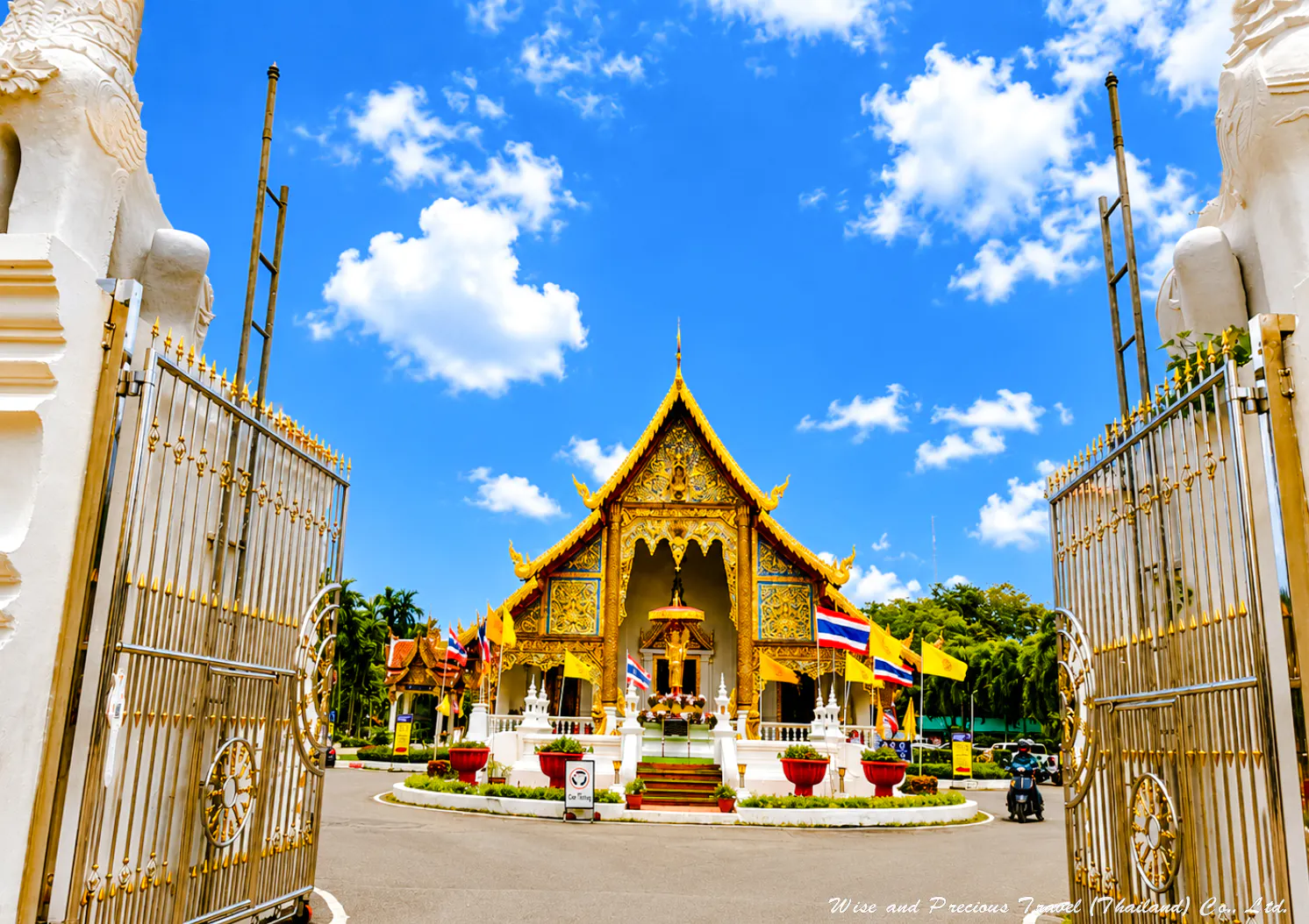 Private Tuk-Tuk Tour of Chiang Mai Old City – 4 Hours