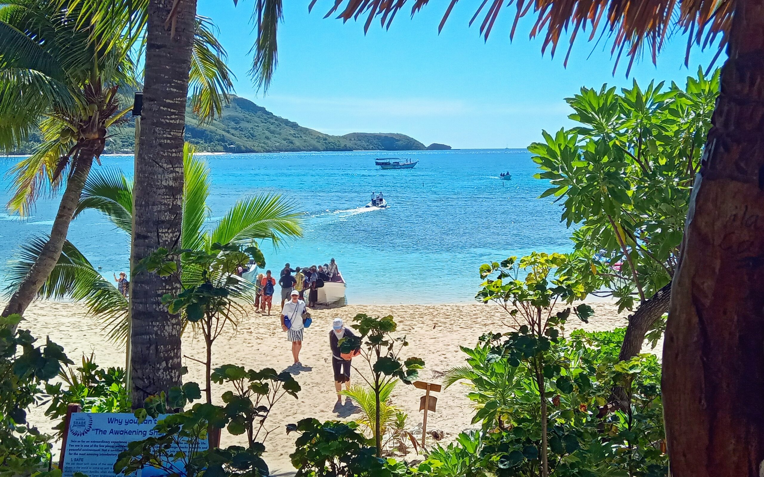 Barefoot Kuata Resort