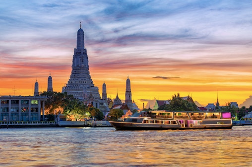 Tour de un día por los templos históricos de Ayutthaya con crucero Grand Pearl por el río