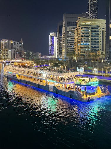 Luxury Cruises in Dubai