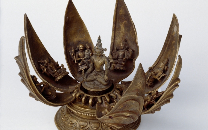 Lotus-shaped bronze sculpture of Vishnu from the Pala Empire, displayed in Sydney's Art Gallery of New South Wales.