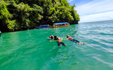 Langkawi Dangli Island Boat Trip with Snorkeling and Beach Stop