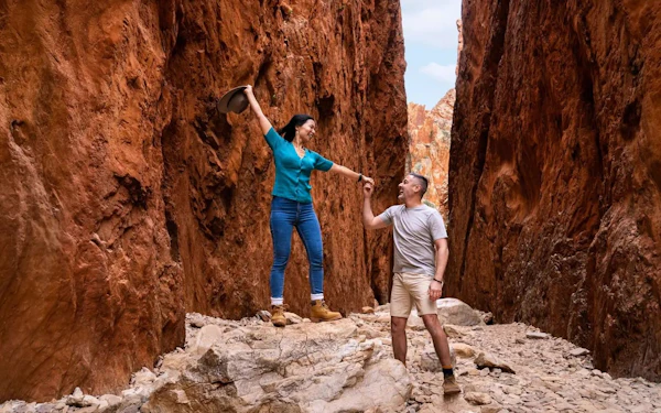 From Alice Springs: 2D/1N Uluru–Kata Tjuta Small Group Outback Camping Tour