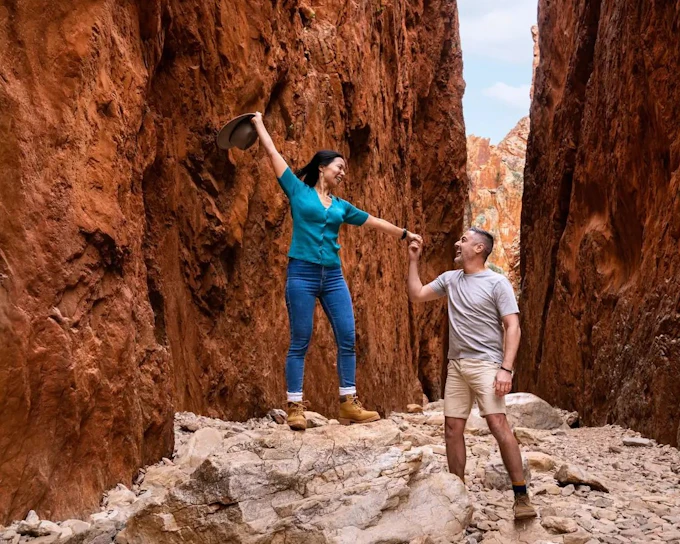 From Alice Springs: 2D/1N Uluru–Kata Tjuta Small Group Outback Camping Tour