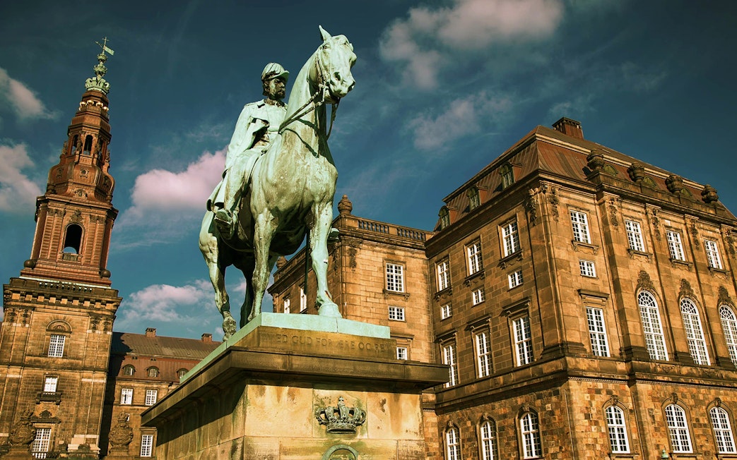 Equestrian statue at Christiansborg Palace, Copenhagen, for murder mystery tour.