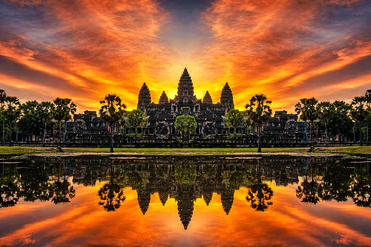 angkor wat, angkor thom, bayon and ta prohm guided tour with hotel transfers-1