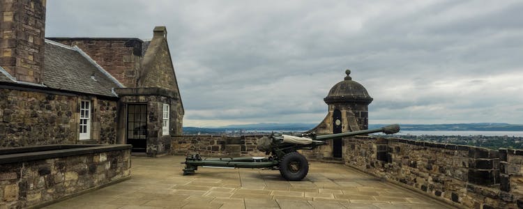 Unraveling Edinburgh Castle