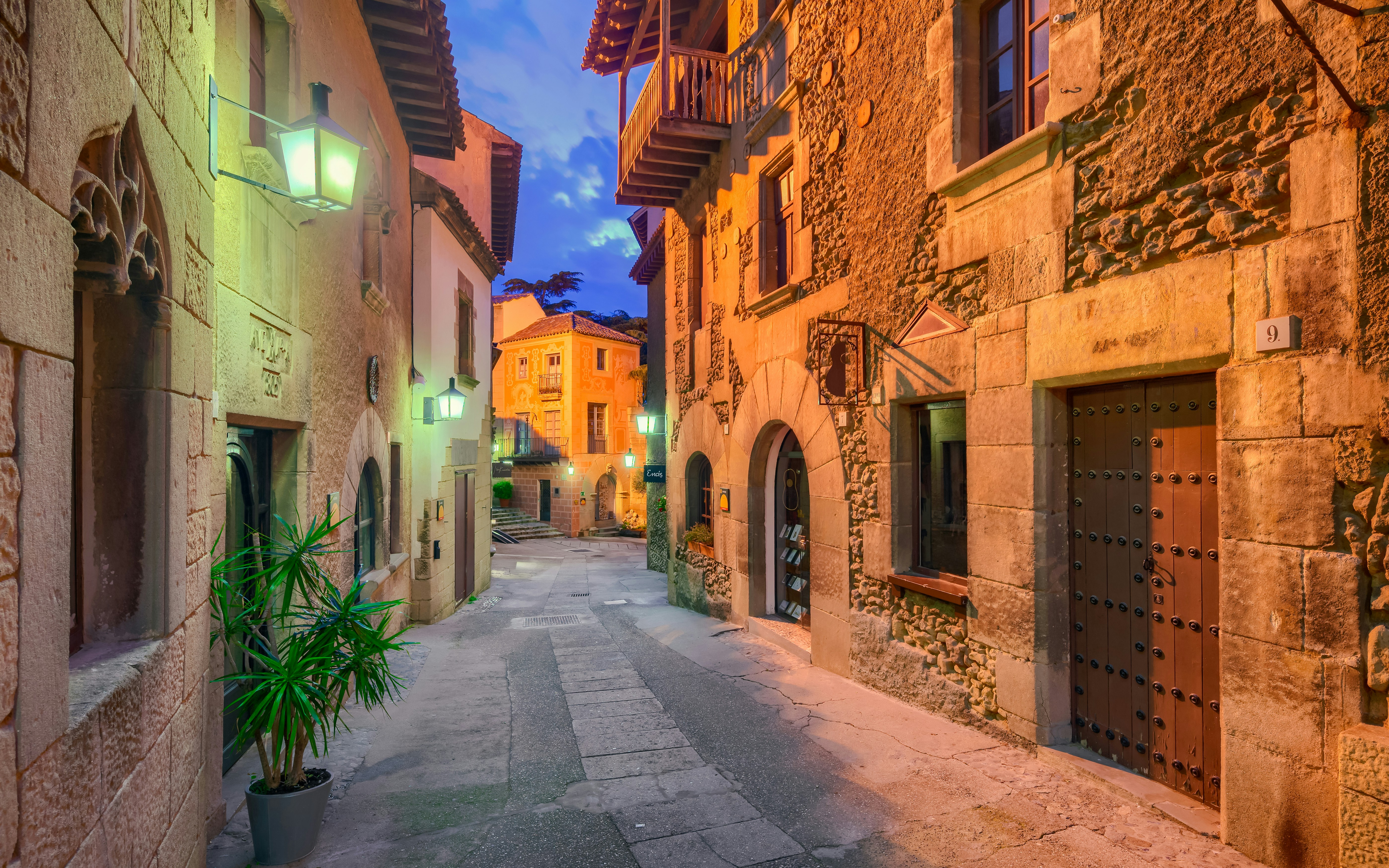 Poble Espanyol / Spanish town at night, Barcelona