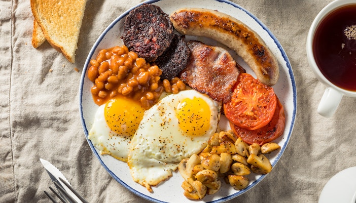 Full English Breakast with Eggs Sausage