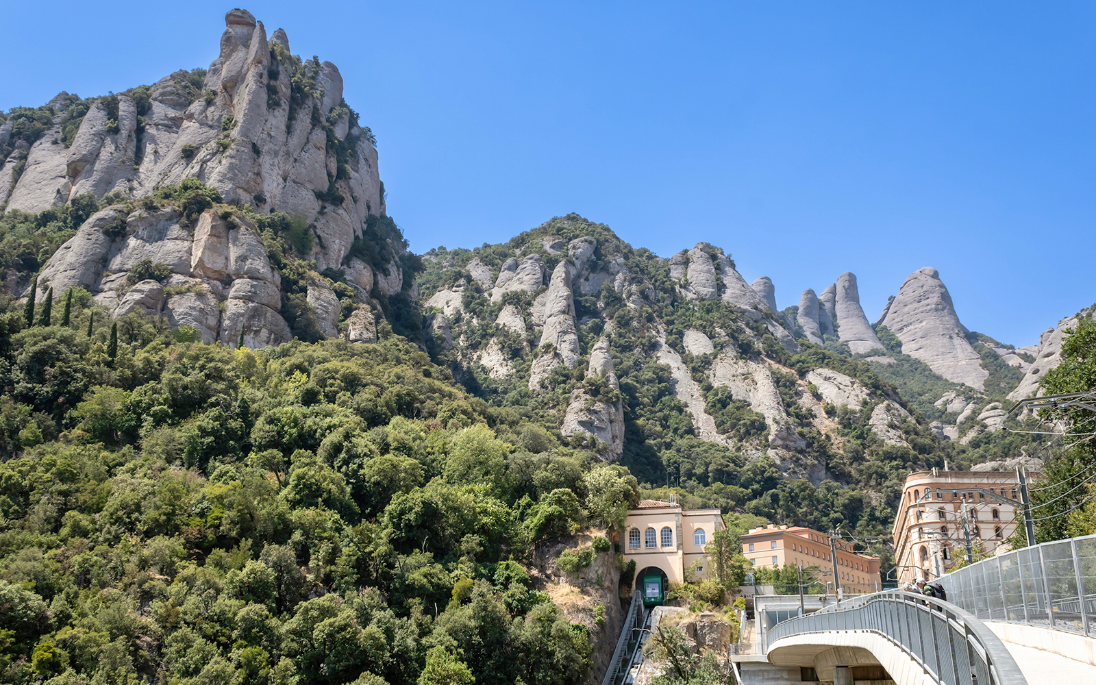Santa Cova Funicular Railway, Montserrat