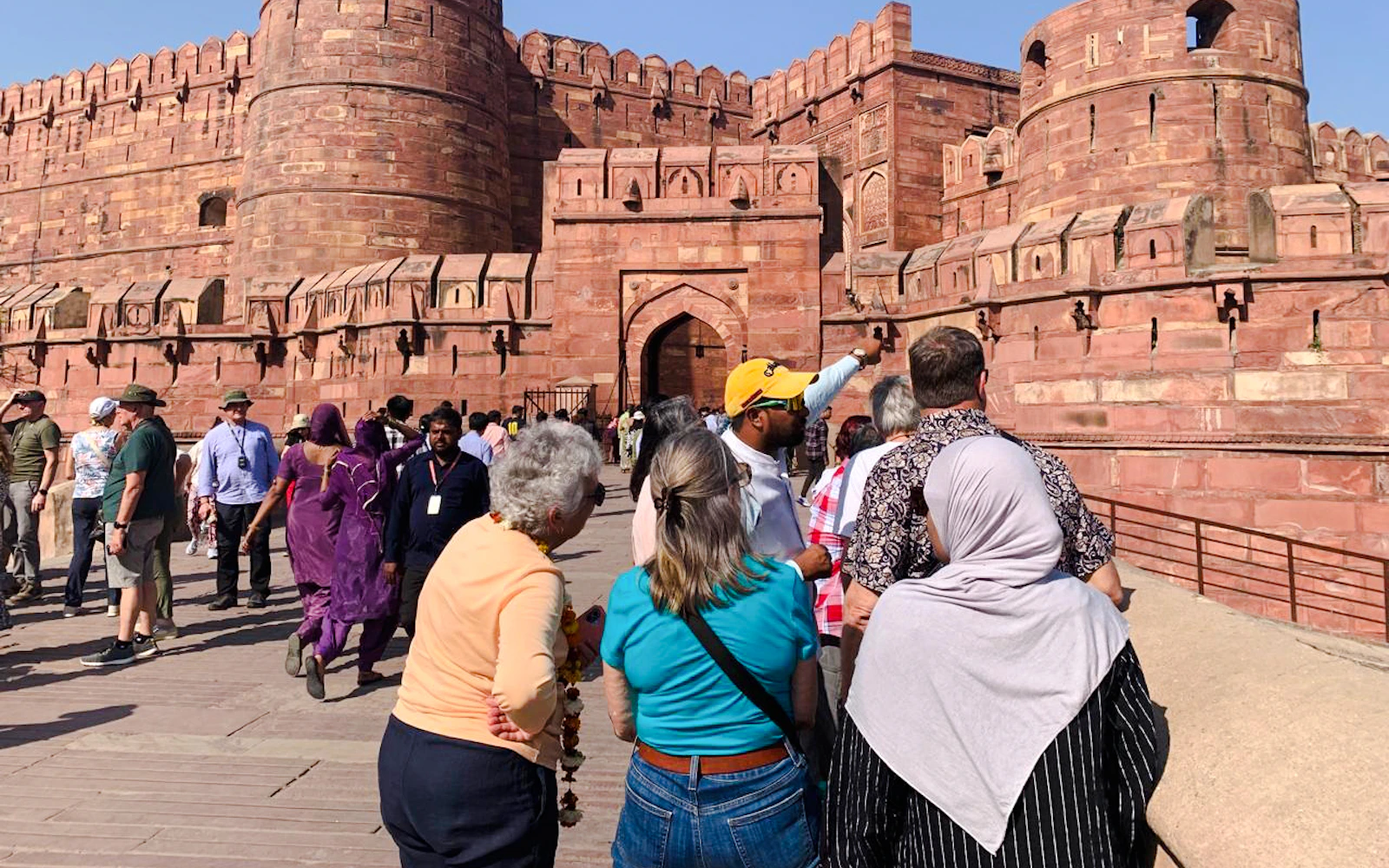 Agra Fort Private Guided Tour with Hotel Transfers and Entry Tickets (Product 56868)