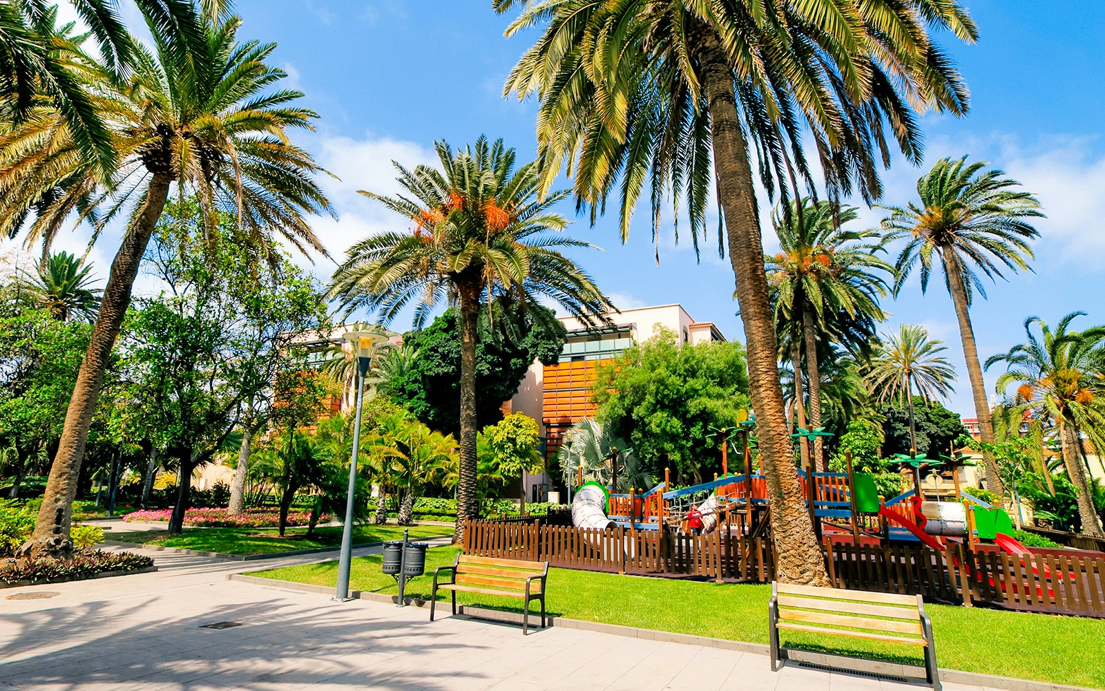 Paseo Cornisa Park in Las Palmas, capital of Gran Canaria, Canary Islands, Spain