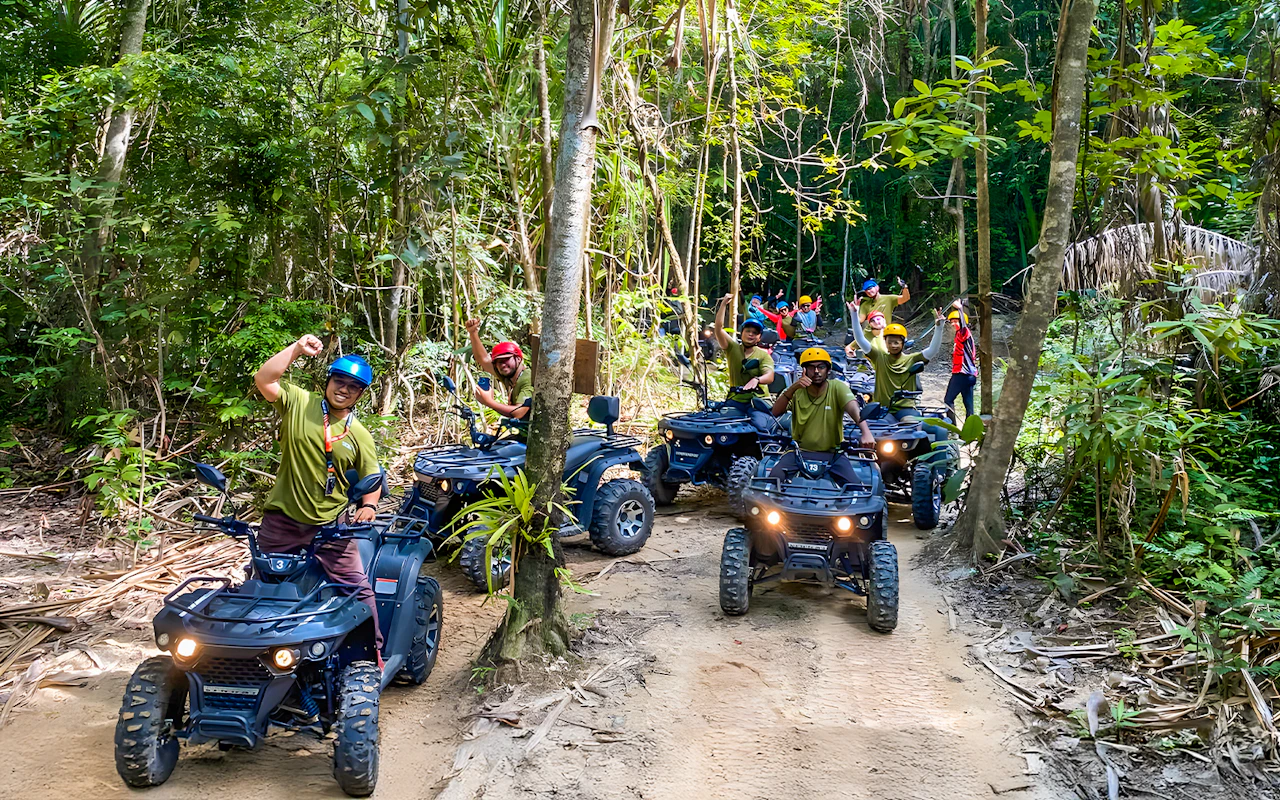 Giro in ATV nel cielo di Langkawi a Mountain Manchinchang — 6