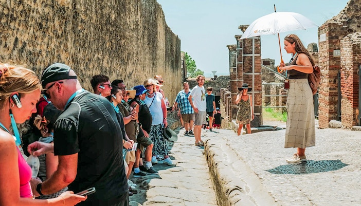 Plan your visit to Herculaneum