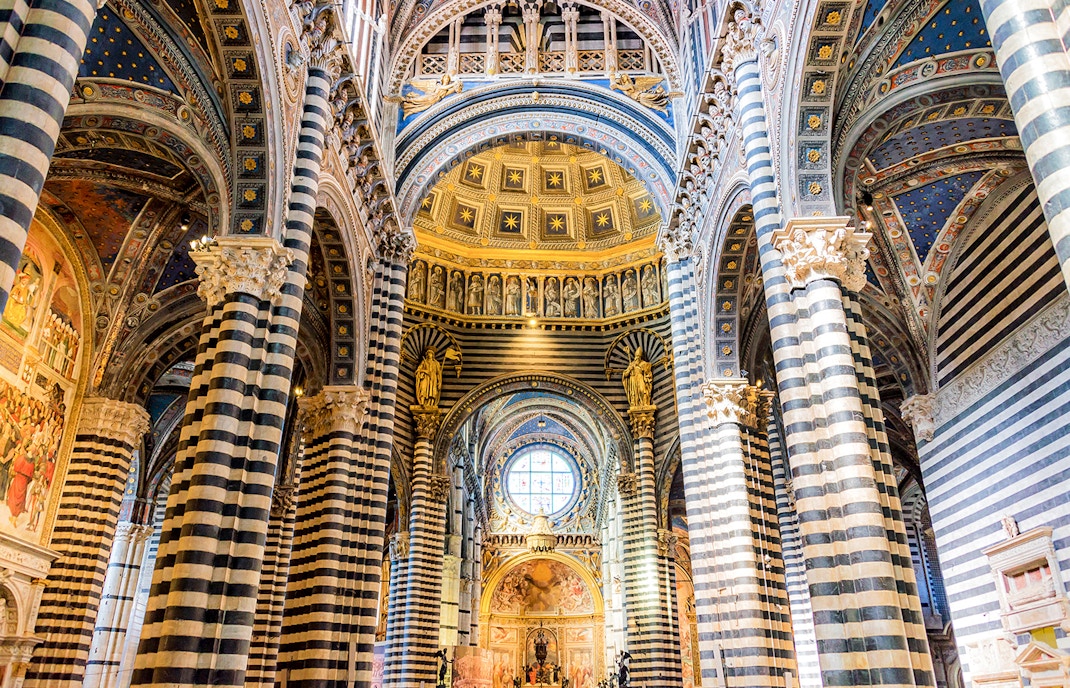 The nave of the Siena Cathedral