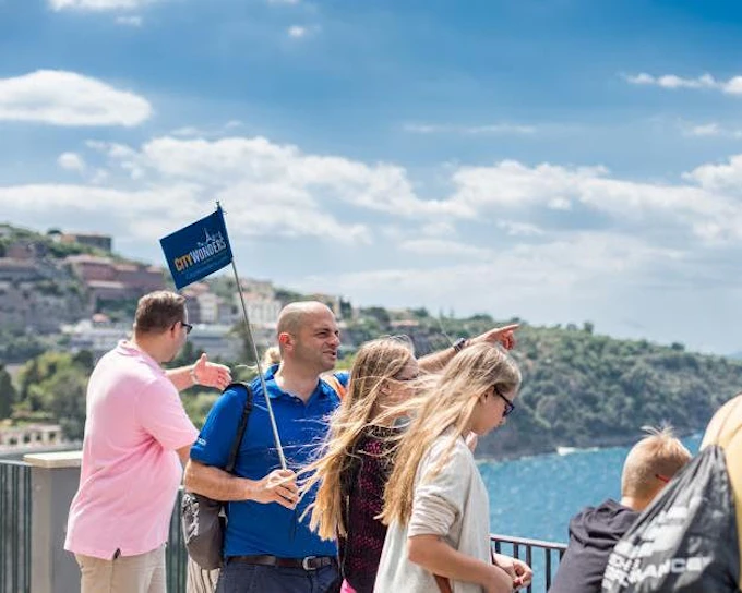 From Rome: Pompeii and Sorrento Day Trip with Limoncello in Spanish (Product 47451)