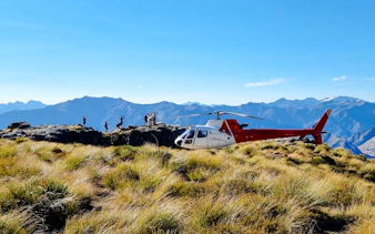 queenstown 30-minute alpine scenic helicopter flight with alpine landing via skippers canyon-1