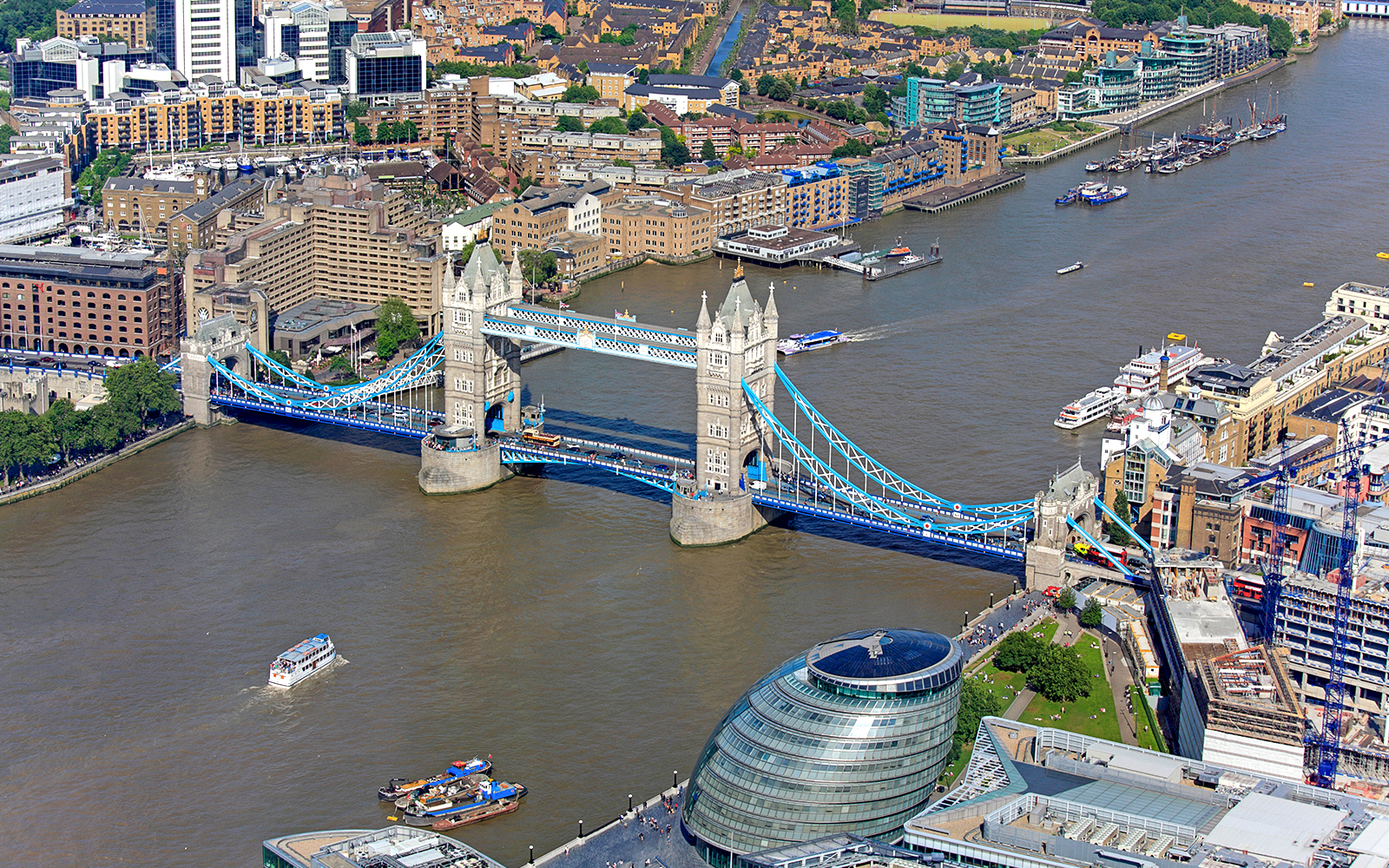 The Shard view and Tower of London tickets combo, London skyline.