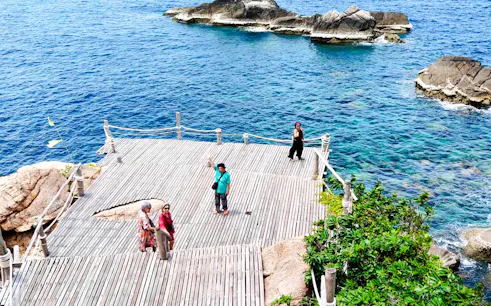 from koh tao: private car sightseeing & snorkeling tour-1