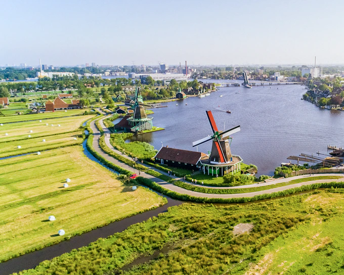 From Amsterdam: Zaanse Schans & Cheese Tasting Guided Tour