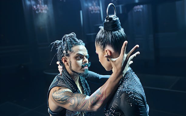 Performers in an intense moment during the Fantissima Dinner Show.