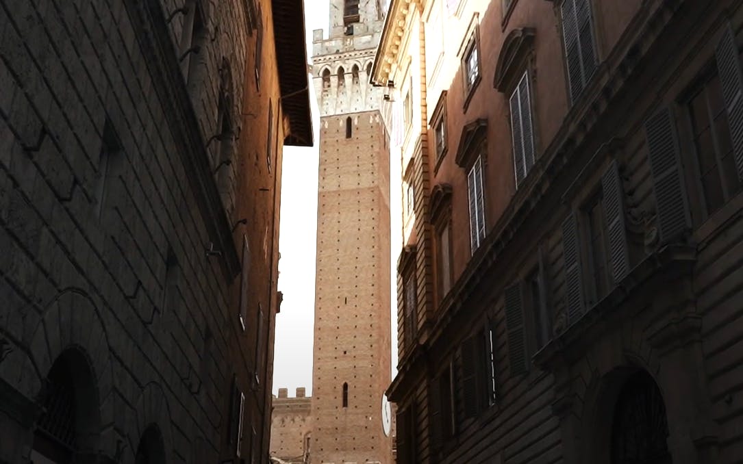 пешеходная экскурсия по сиене: традиции палио и вход в музей контрада-4