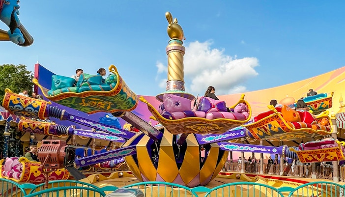 Les Tapis Volants ride at Walt Disney Studios Park, Disneyland Paris, featuring flying carpets.