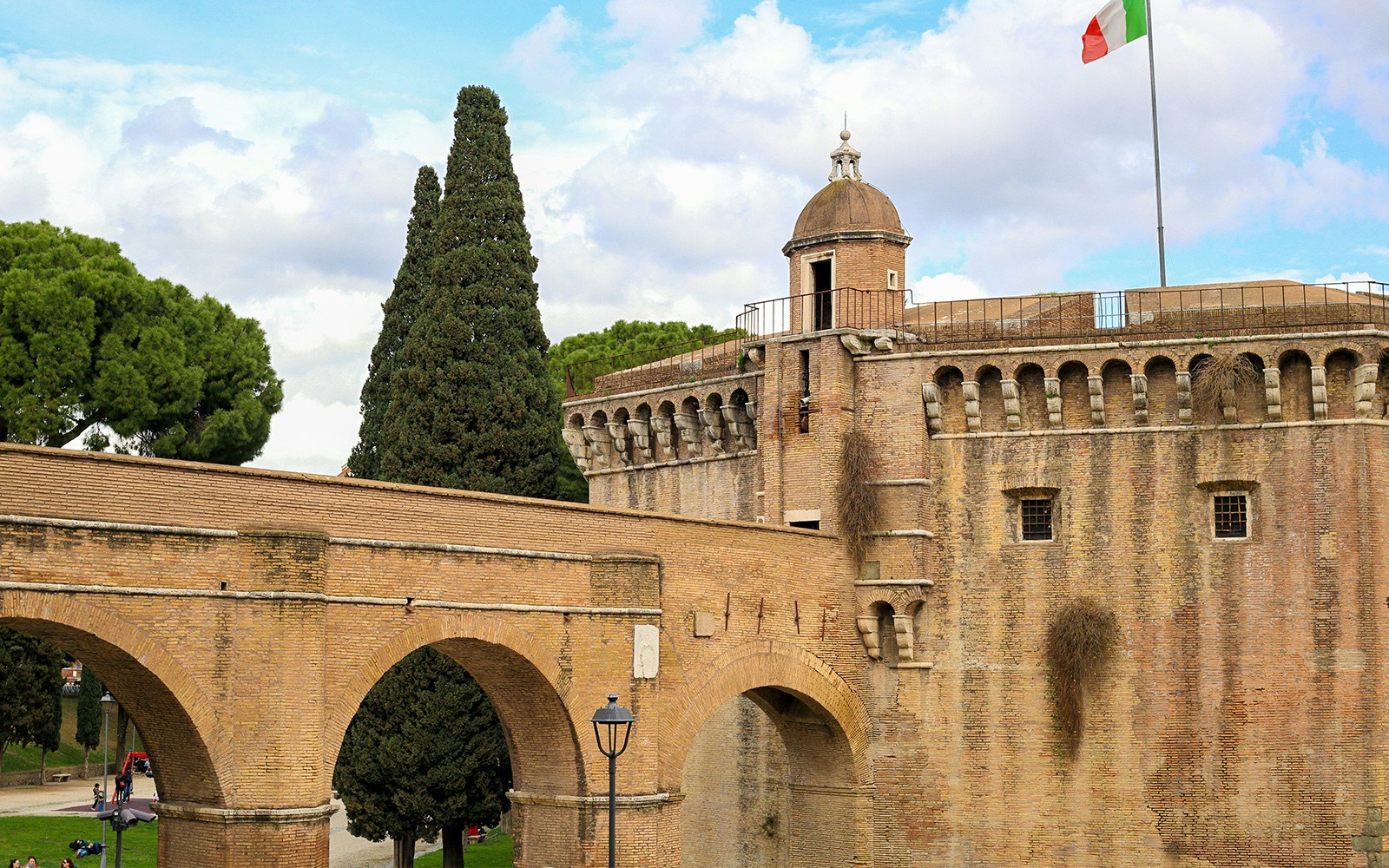 Passetto di Borgo - Castel Sant'Angelo