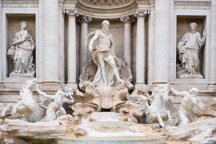Oceanus - Trevi Fountain