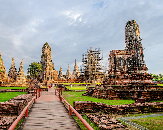 From Bangkok: Ayutthaya Temples Guided Half-Day Tour