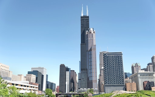 Willis Tower view from Chicago River Architecture Cruise.