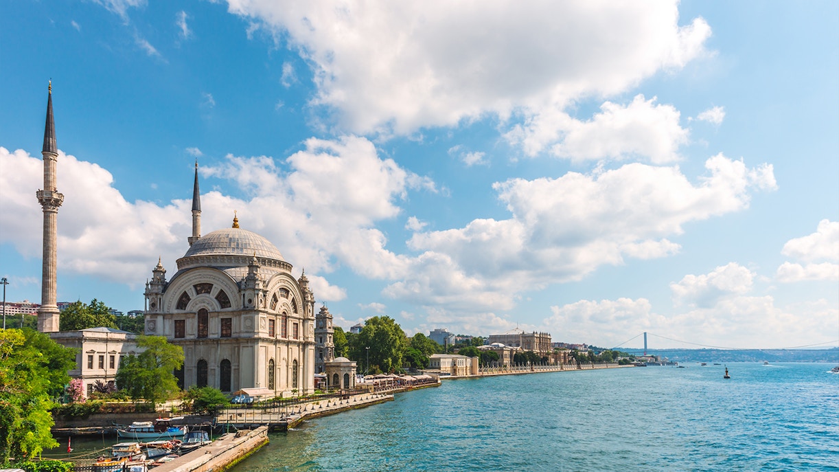Dolmabahce Mosque