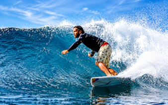 seminyak surf lesson in bali for all levels-1