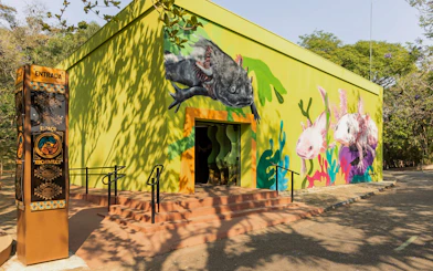 Axolotl mural on a building at São Paulo Zoo entrance.